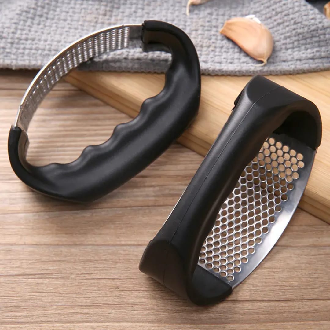 Stainless Steel Garlic Press – Effortless Crushing, No Peeling Required, Durable & Easy to Clean